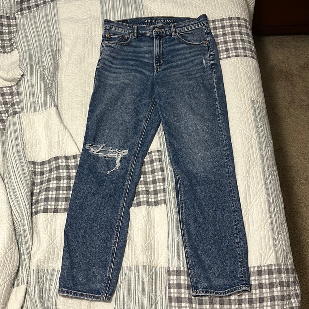 American Eagle Super High Rise Straight Jeans Size 8